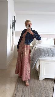 Yanina Latorre feet photo thumbnail