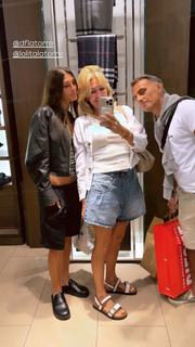 Yanina Latorre feet photo thumbnail