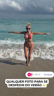 Yanina Latorre feet photo thumbnail