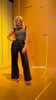 Yanina Latorre feet photo thumbnail