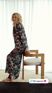 Yanina Latorre feet photo thumbnail