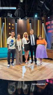 Yanina Latorre feet photo thumbnail