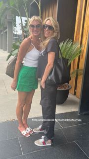 Yanina Latorre feet photo thumbnail