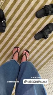 Yanina Latorre feet photo 4