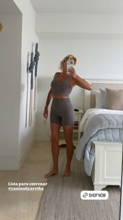 Yanina Latorre feet photo 4