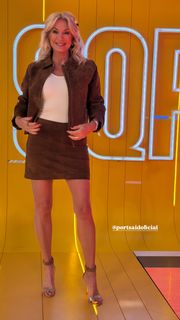 Yanina Latorre feet photo 1