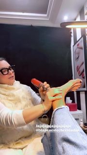 Yanina Latorre feet photo 9