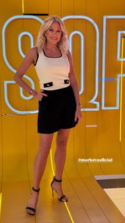 Yanina Latorre feet photo 14