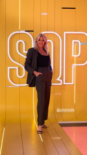 Yanina Latorre feet photo 3