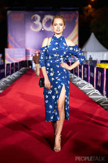 Yanina Studilina feet photo 17