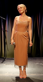 Yanina Studilina feet photo 11