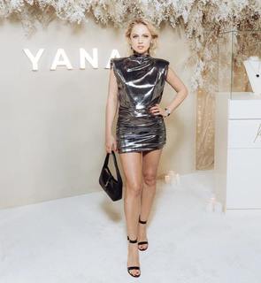 Yanina Studilina feet photo 4