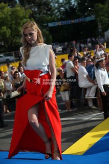 Yanina Studilina feet photo 20