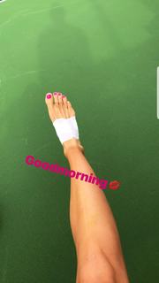 Yanina Wickmayer feet photo 2