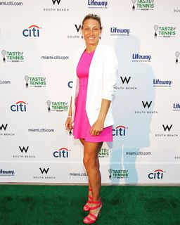 Yanina Wickmayer feet photo 6