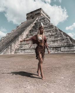 Yanita Yancheva feet photo 4