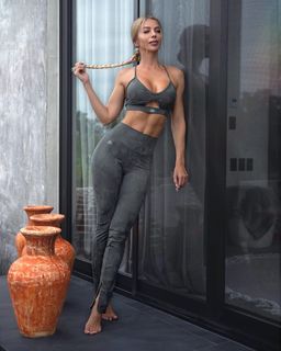 Yanita Yancheva feet photo 1