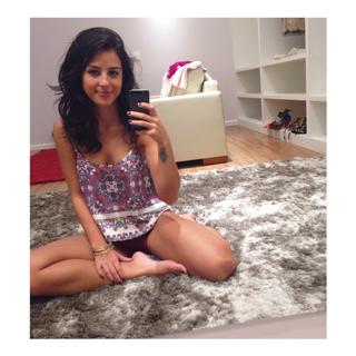 Yanna Lavigne feet photo 16