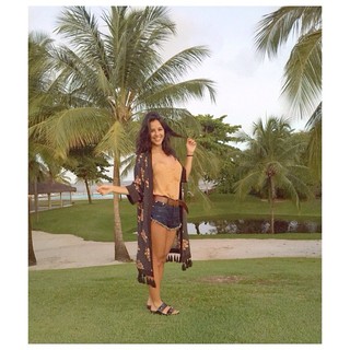 Yanna Lavigne feet photo 20