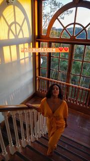 Yanna Lavigne feet photo 19