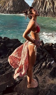 Yanna Lavigne feet photo 10