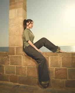 Yara feet photo 11
