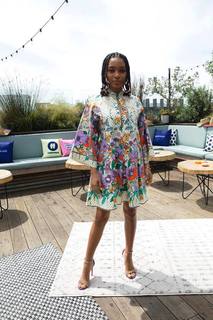 Yara Shahidi feet photo thumbnail