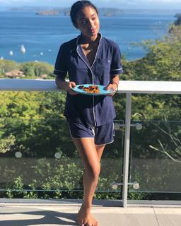 Yara Shahidi feet photo thumbnail