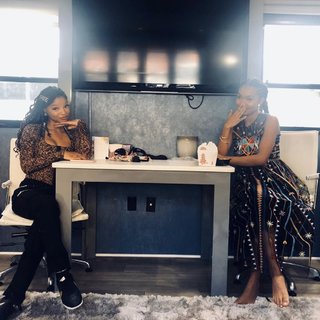 Yara Shahidi feet photo thumbnail