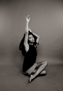 Yara Shahidi feet photo thumbnail