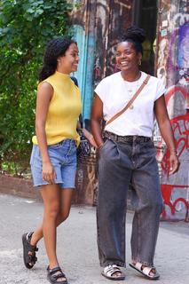 Yara Shahidi feet photo thumbnail