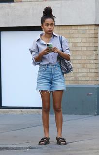 Yara Shahidi feet photo thumbnail