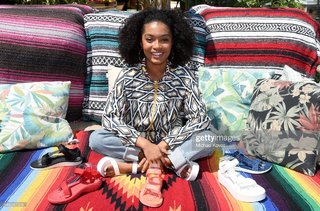 Yara Shahidi feet photo thumbnail