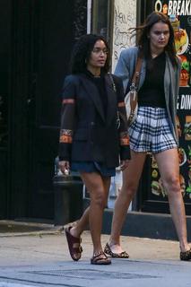 Yara Shahidi feet photo thumbnail