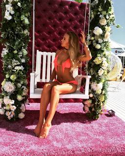Yara Zaya feet photo 5