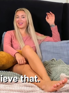 Yara Zaya feet photo 11