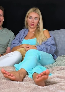 Yara Zaya feet photo 4