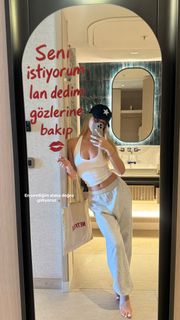Yaren Alaca feet photo 19