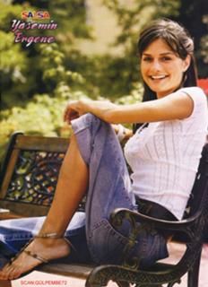 Yasemin Ergene feet photo 3