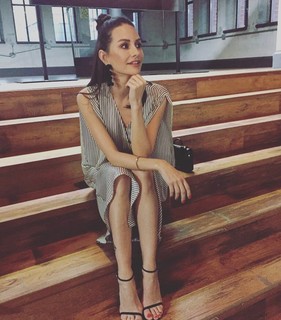 Yasemin Ergene feet photo 2