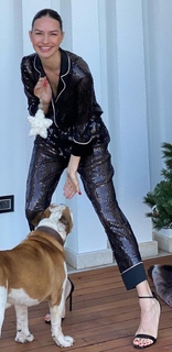 Yasemin Ergene feet photo 17