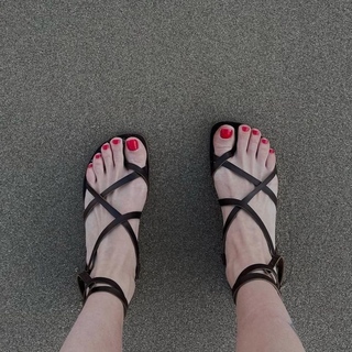 Yasemin Ergene feet photo 16