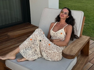 Yasemin Ergene feet photo 19