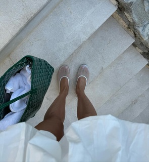 Yasemin Ergene feet photo 2