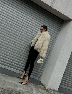 Yasemin Ergene feet photo 20