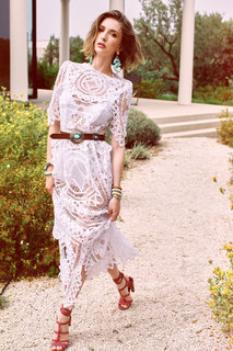 Yasemin Kay Allen feet photo 8