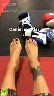 Yasemin Yuruk feet photo 16