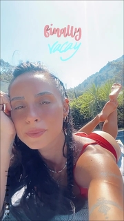 Yasemin Yuruk feet photo 8
