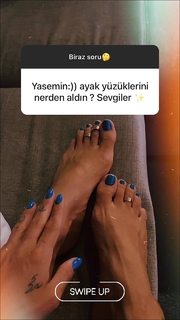 Yasemin Yuruk feet photo 1