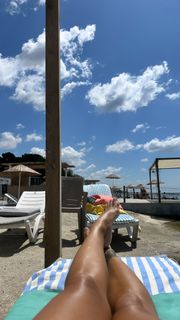 Yasemin Yuruk feet photo 3